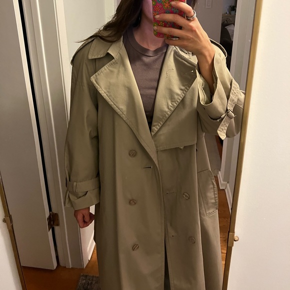 BEIGE TRENCH COAT - Picture 5 of 5